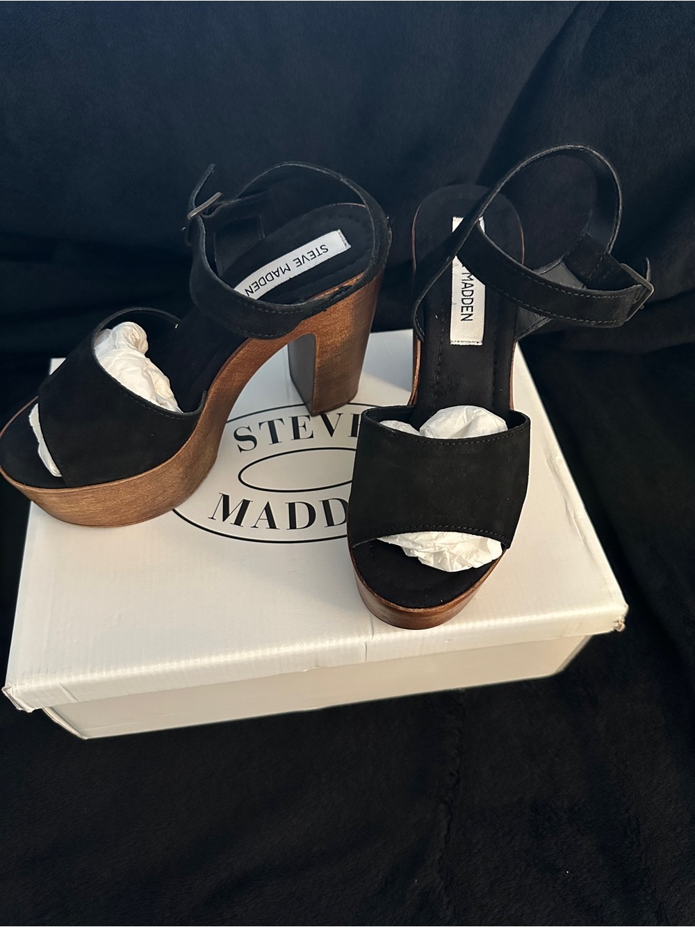 Steve Madden Lulla Black Suede Platform Heels Size 6 | NWOT
